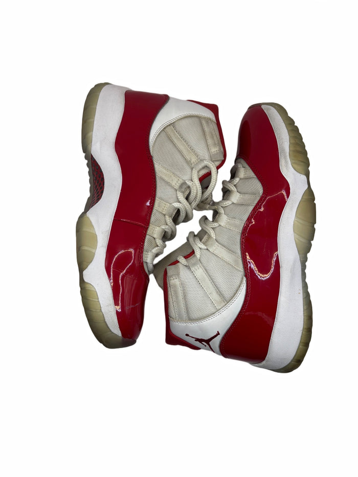 Jordan 11 Retro Cherry (2022)