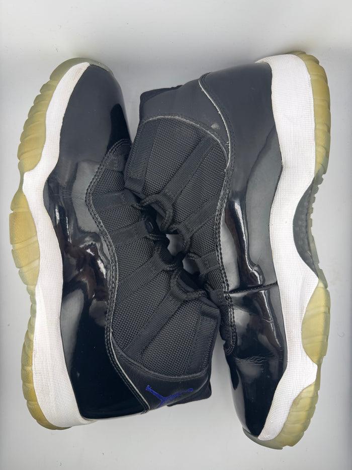 Jordan 11 Retro Space Jam (2016)
