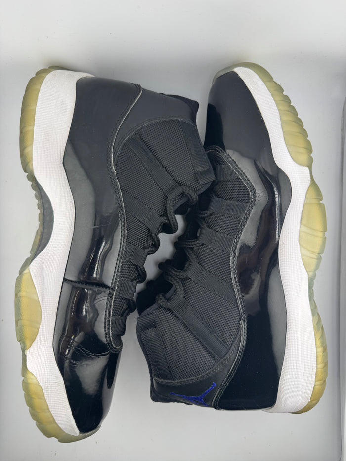 Jordan 11 Retro Space Jam (2016)