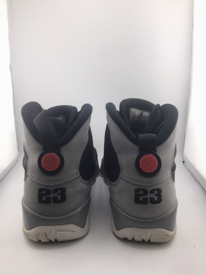 Jordan 9 Retro Particle Grey