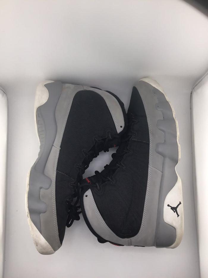 Jordan 9 Retro Particle Grey