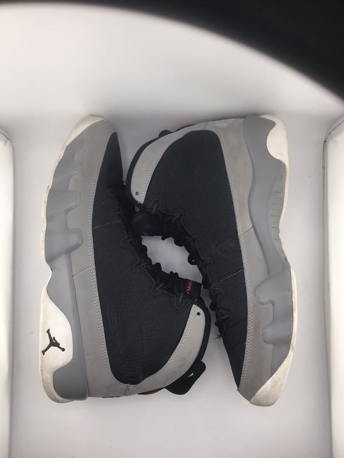 Jordan 9 Retro Particle Grey