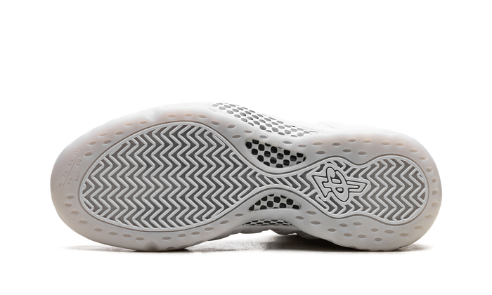 Nike Air Foamposite One Triple White
