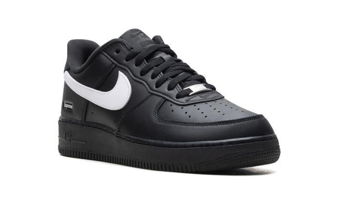 Nike Air Force 1 Low Supreme Black White