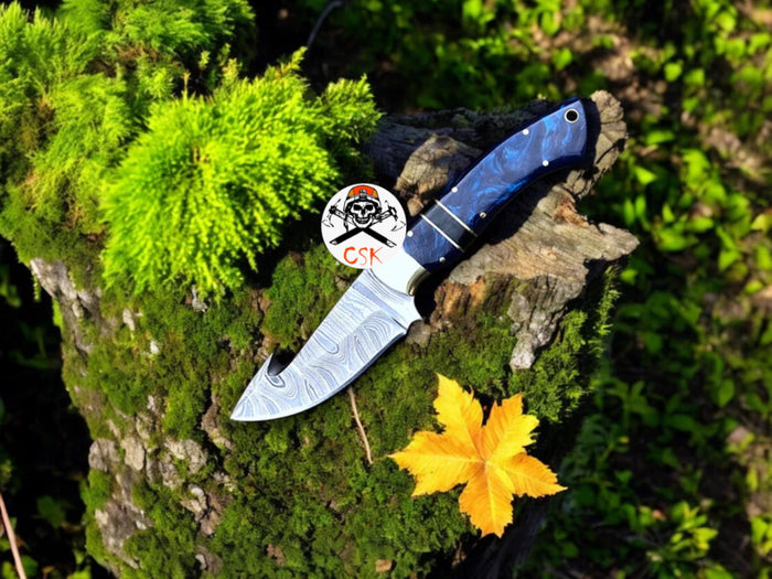 Azure Fury: Hand-Forged Damascus Hunting Knife cskforged
