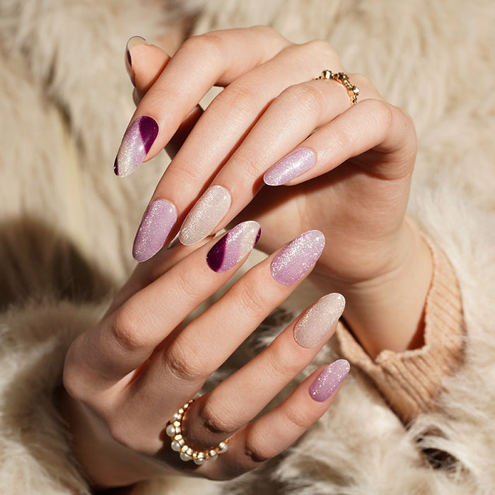 Stickers ongles en gel blanc et mauve pailleté, effet dégradé