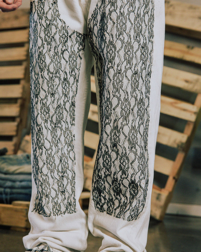 COMMONS LACE HAND STITCHED DOUBLE KNEE PANT WHITE (R42) Common Hype