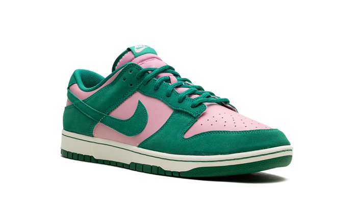 Nike Dunk Low Retro SE Medium Soft Pink Malachite