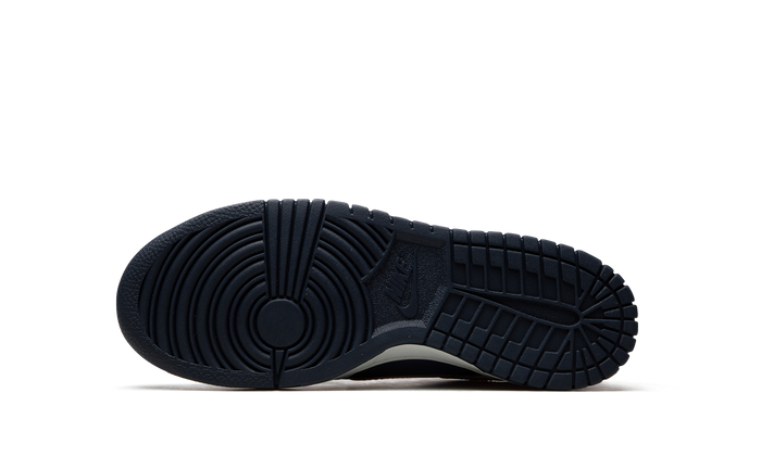 Nike Dunk Low SE Copper Swoosh (GS)