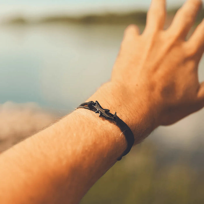 Great White Shark Bracelet (Deep Sea Edition) Cape Clasp