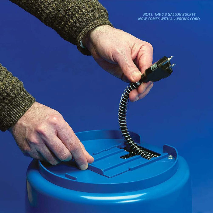 Heated Flat - Back Bucket with Built - in Thermostat - ANA1 - 2.5 gallons - 7