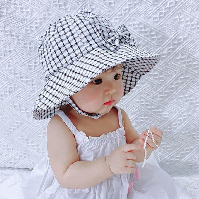 Black white grid