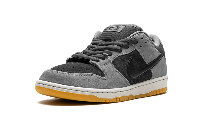 Nike SB Dunk Low Dark Smoke Grey