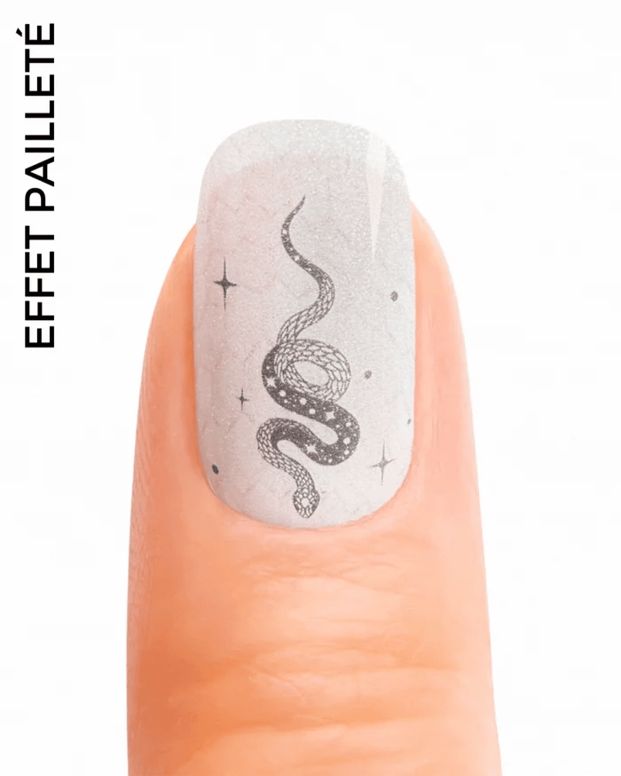Stickers ongles en gel Serelys blanc laiteux avec motif serpent discret et effet pailleté