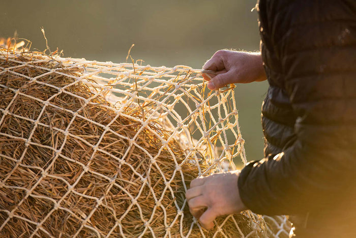 Texas HayNet Heavy Gauge Round Bale Hay Net, 2.25" Holes - THAE - Cube - 13lbs - 2