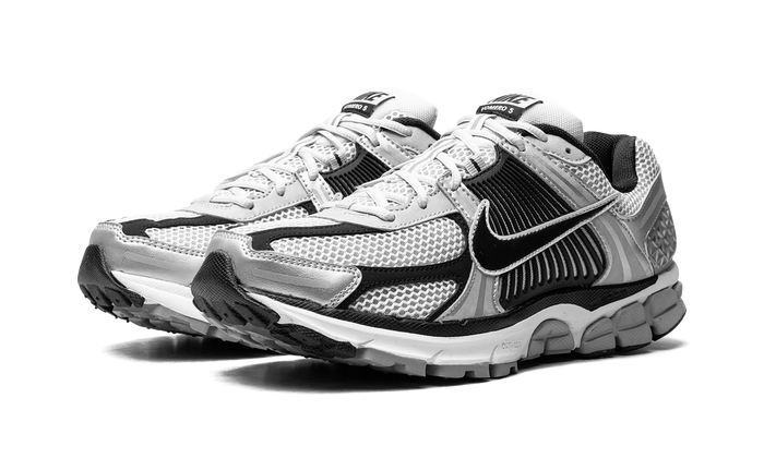 Nike Zoom Vomero 5 Metallic Silver Black